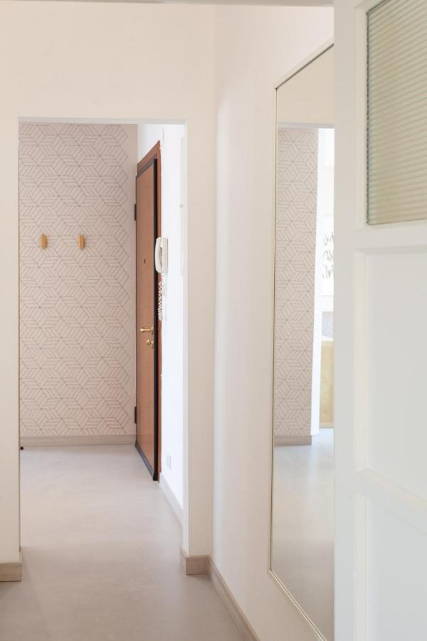 Sunset House - Smart House - Milano Mico Apartment ภายนอก รูปภาพ